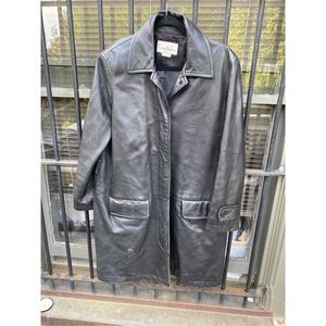 Carina New York Women’s Black Collared Button Long Leather Coat Size Medium